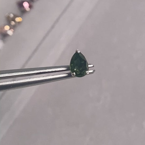 aura-olive-green